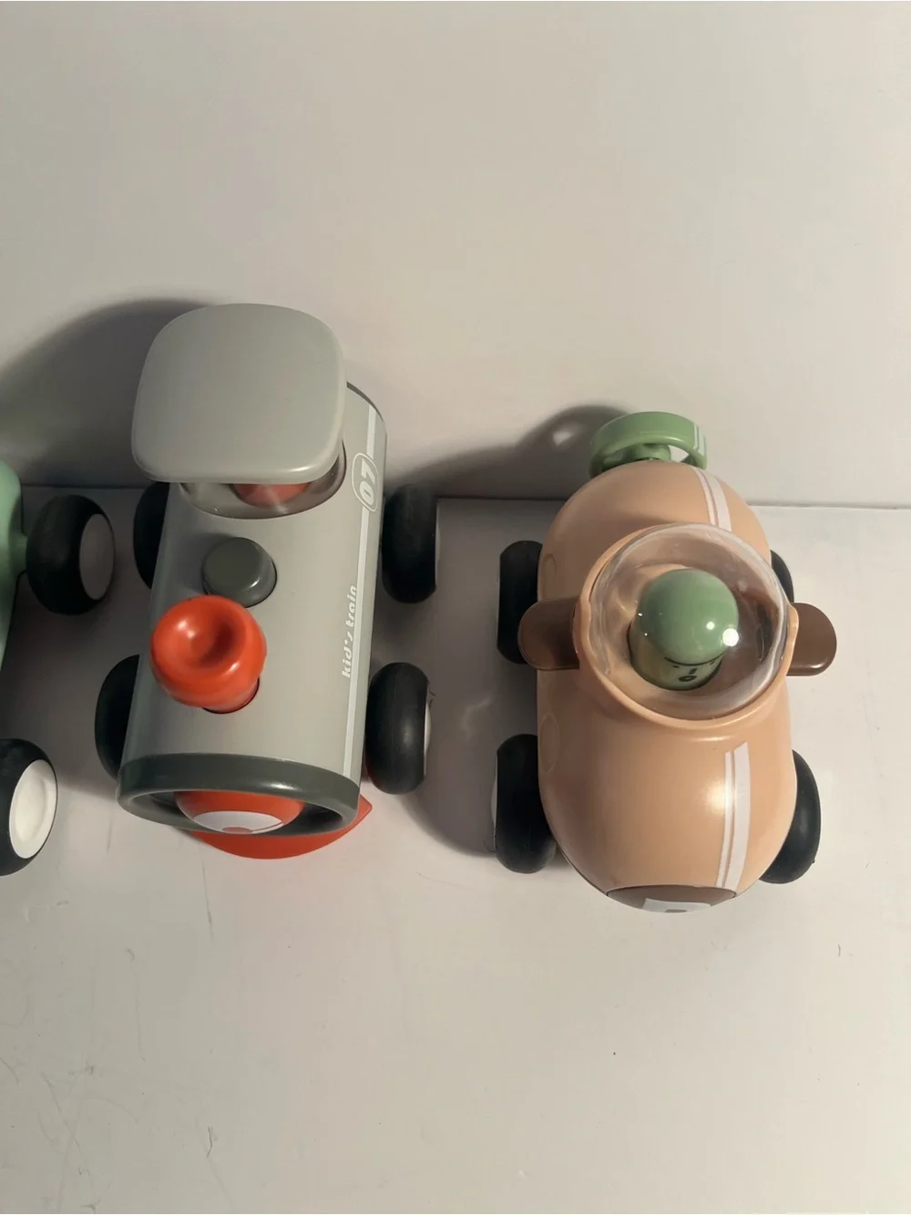 Boutique plastic transportation toys 💙💙💙💙💙
